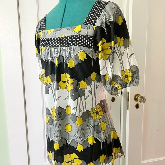 Target Xhilaration, Size Medium Women’s Blouse - Picture 4 of 7